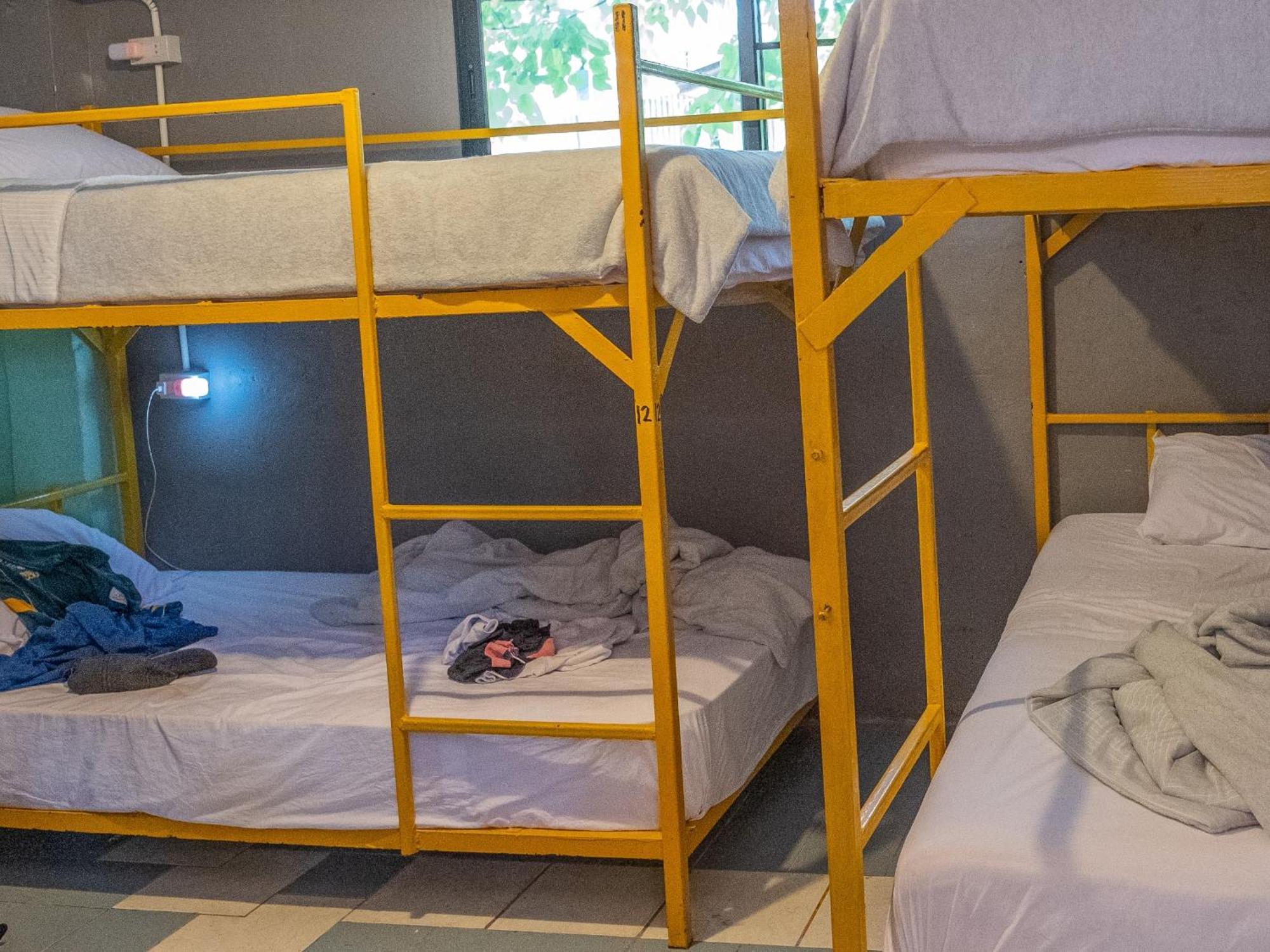 Happy House Backpackers Hostel Pai Bagian luar foto