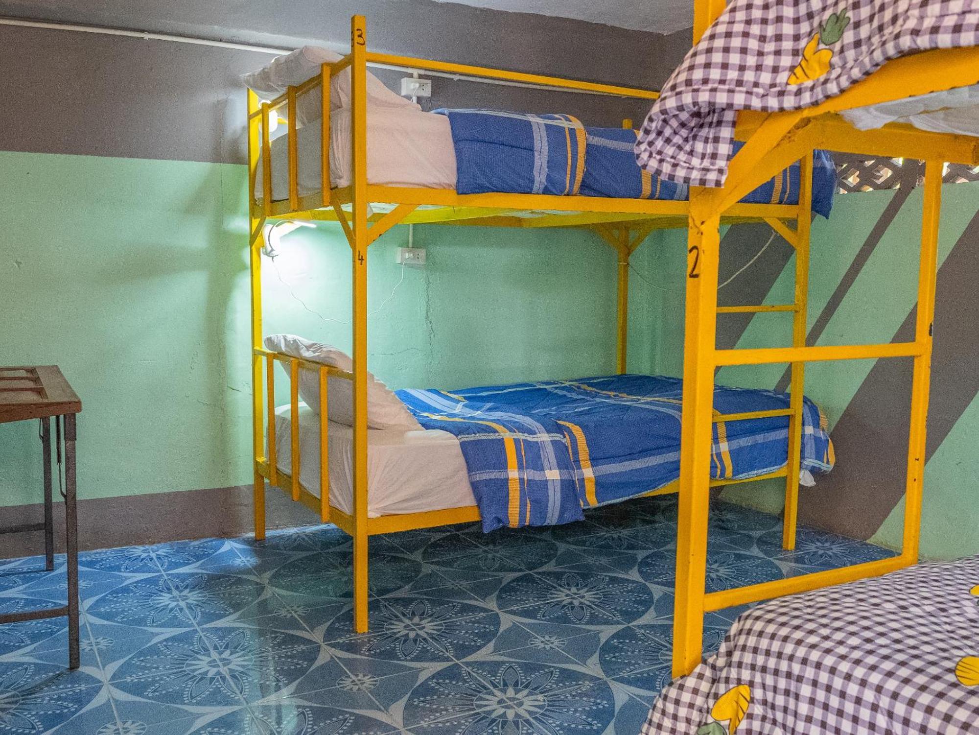 Happy House Backpackers Hostel Pai Ruang foto