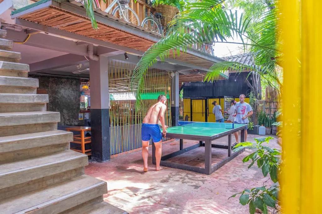 Happy House Backpackers Hostel Pai Bagian luar foto