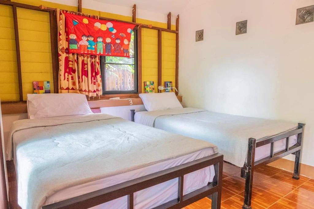 Happy House Backpackers Hostel Pai Bagian luar foto
