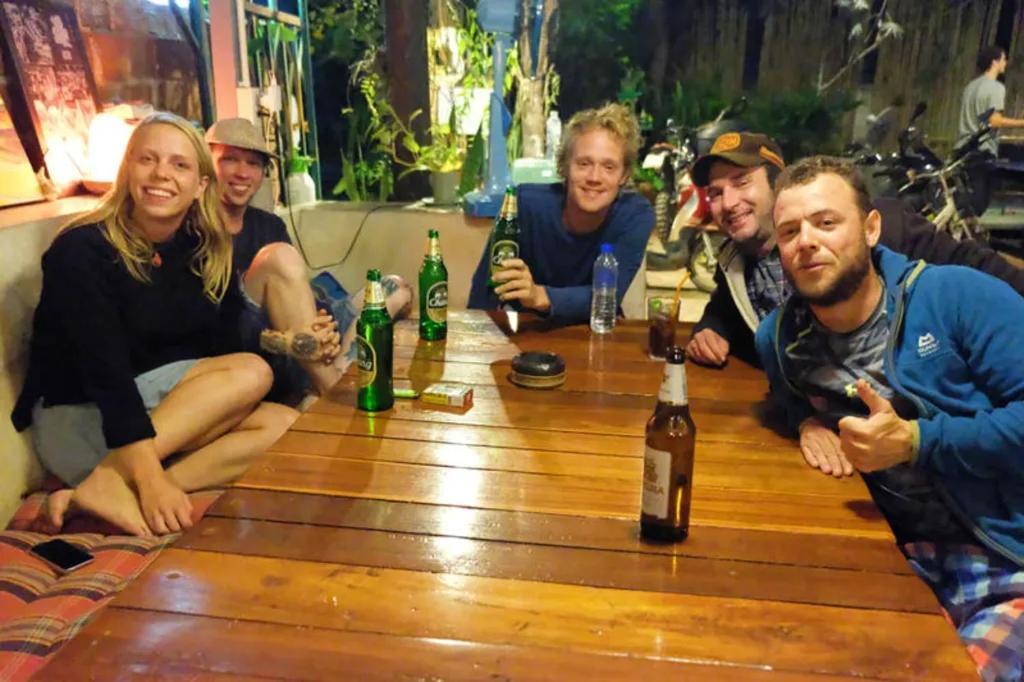Happy House Backpackers Hostel Pai Bagian luar foto
